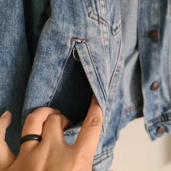 Free People Mixed Indigo Cropped Button Front Jean Jacket Size X-small - Picture 10 of 11